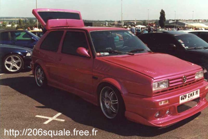 VW Golf rose